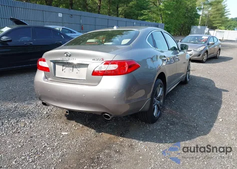 2013 Infiniti M37 X z USA, uszkodzony, nr VIN JN1BY1AR6DM600804